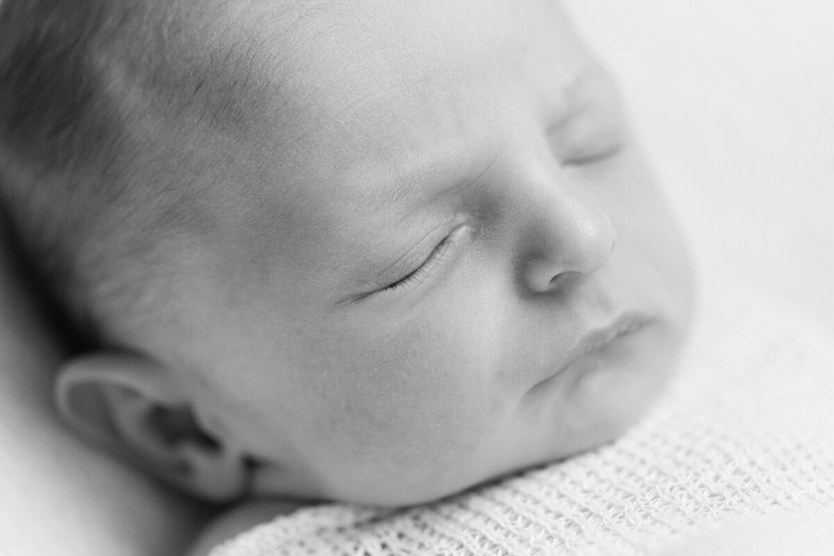 In-home newborn portrait session in Philadelphia - 5
