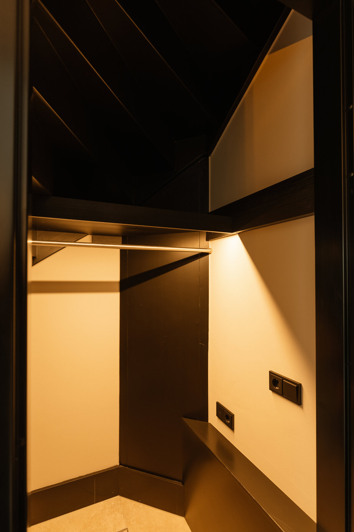 PUUR-ThePlaceToBibi-3M7A8342-HDR-LR