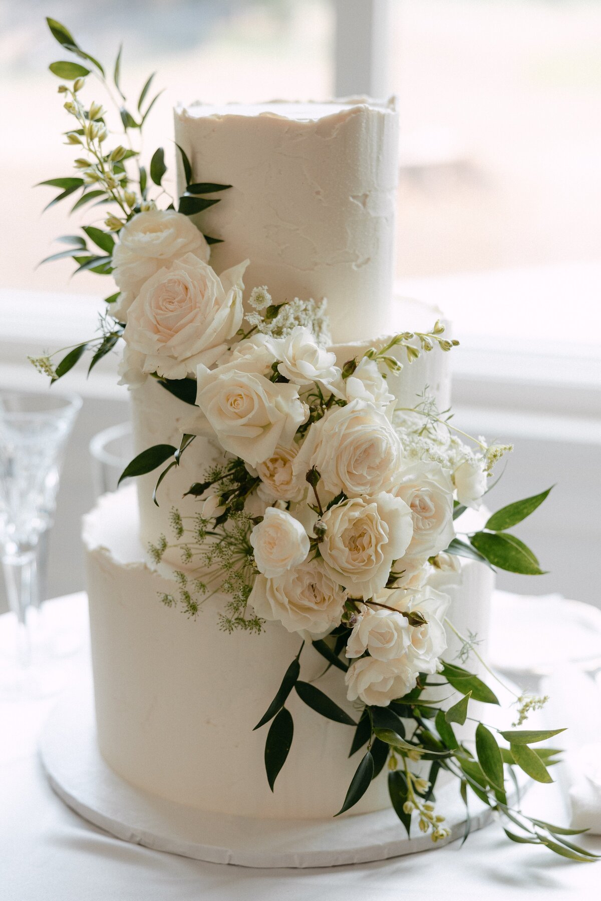 sloan-daniel-wichita-country-club-wedding-kayxbee-595