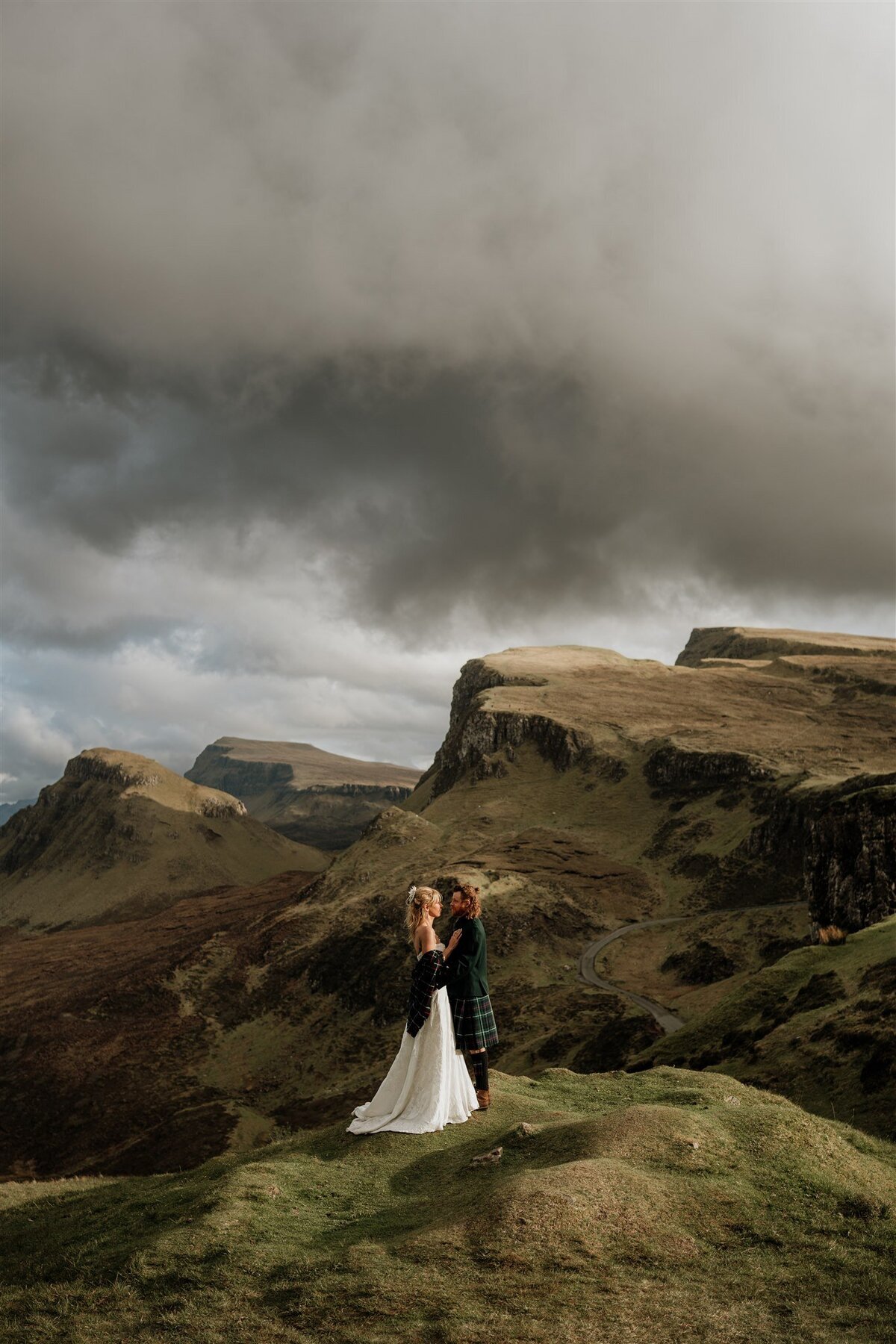 Isle of Skye wedding photos by Aberdeen Wedding Photographer Scott Arlow 3