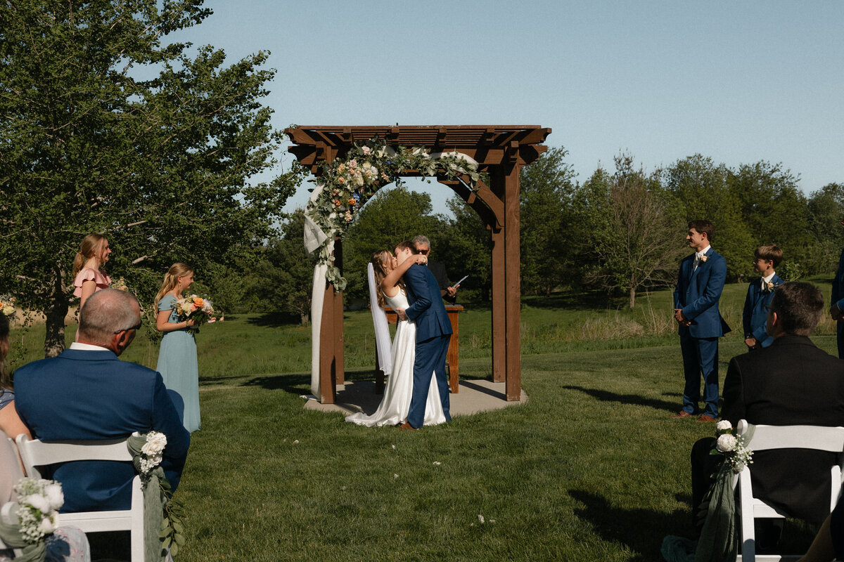 Sydney and Brant's Rustic Midwest Wedding Photography-431