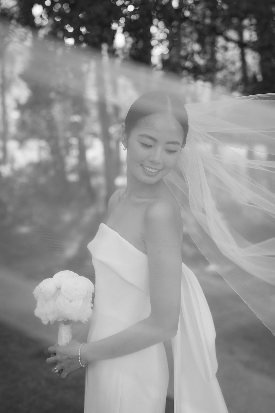 aspen-wedding-deck-bridal