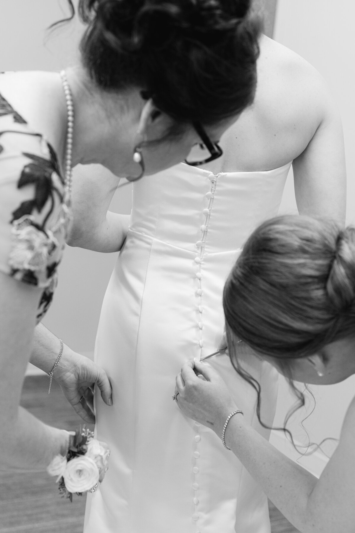 Elegant-Wedding-Details-Toledo-Ohio-Venue12