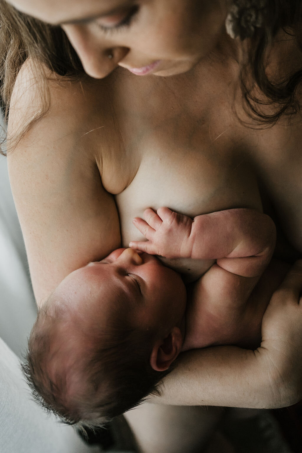 intimate-postpartum-photography-13
