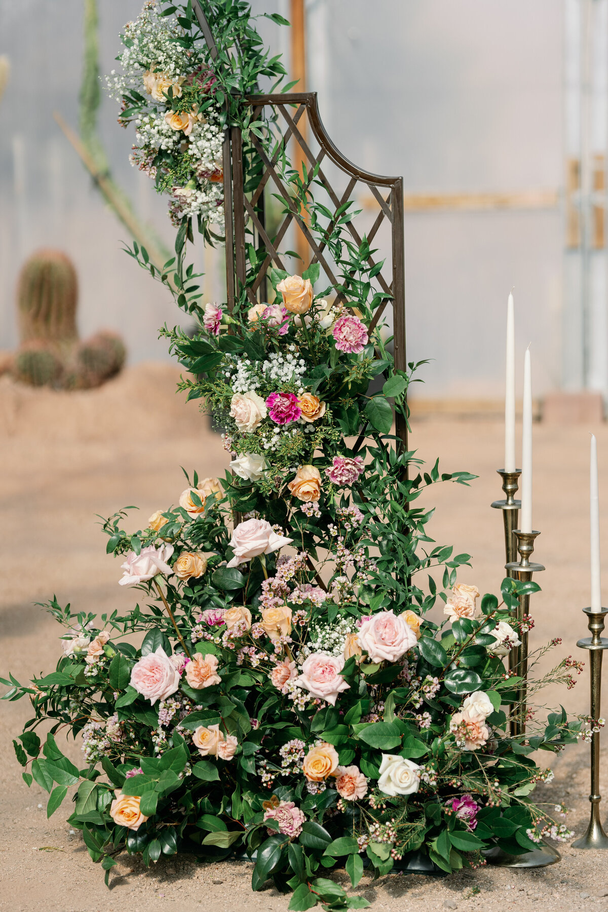 of-the-desert-flor-las-vegas-wedding-florist-cactus-joes-0013