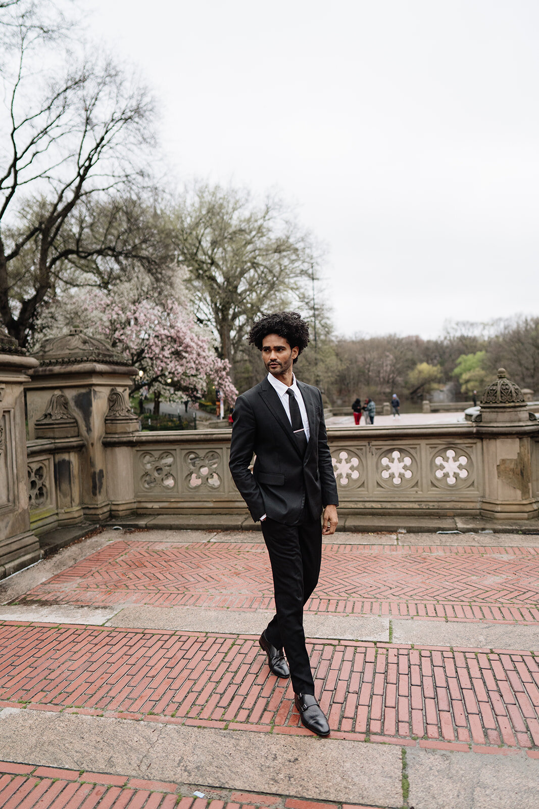 Danielle-Aisling_New_York_City_Central_Park_Boathouse_Wedding-60