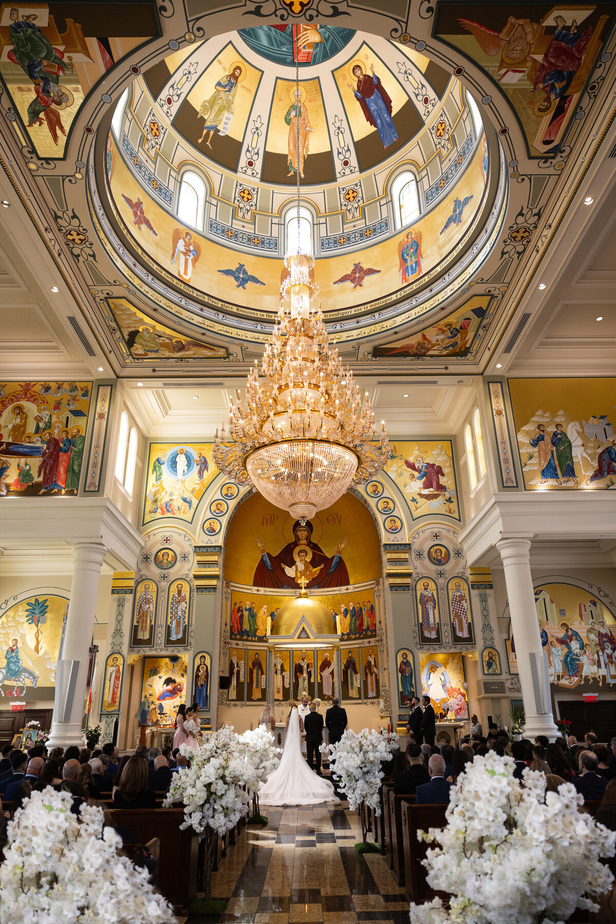Mariage à la Cathédrale Grecque Melkite St Sauveur de Montréal - Décor de mariage exceptionnel