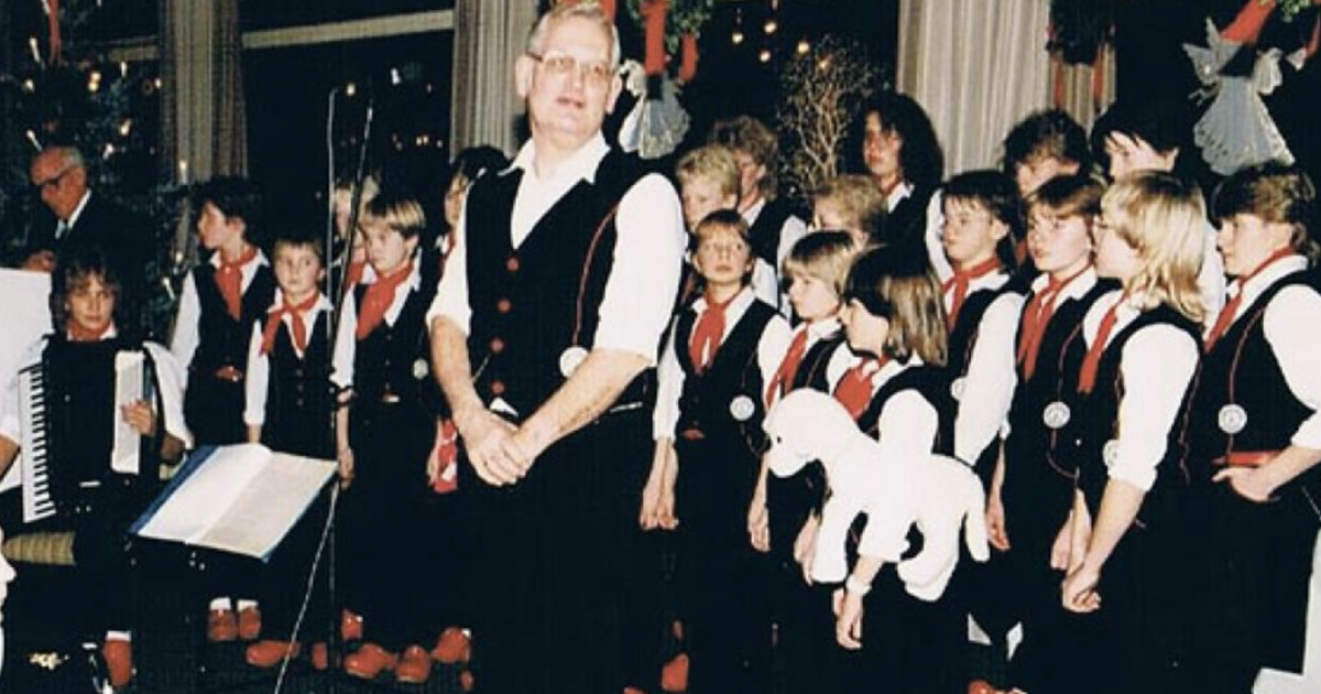 Bildschirmfoto 2025-09-18 um 17.03.49