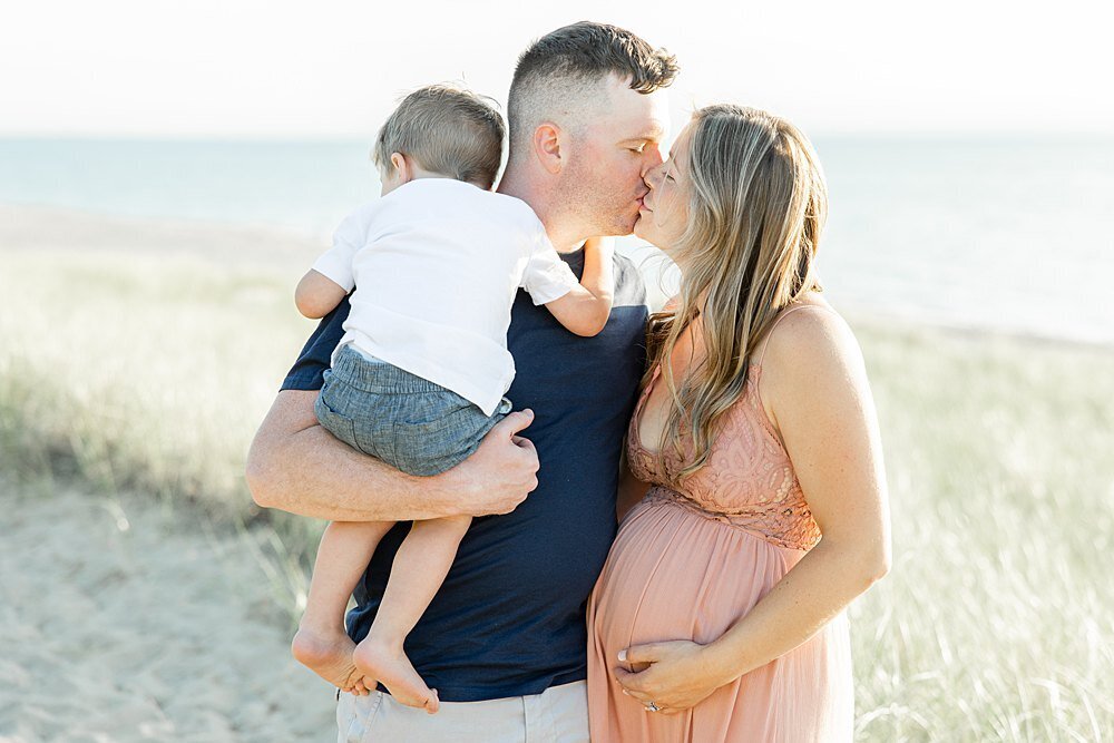 family-maternity-session-new-buffalo-lake-michigan-beach14