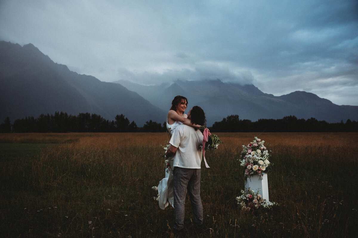 alaska-elopement-photographer-24