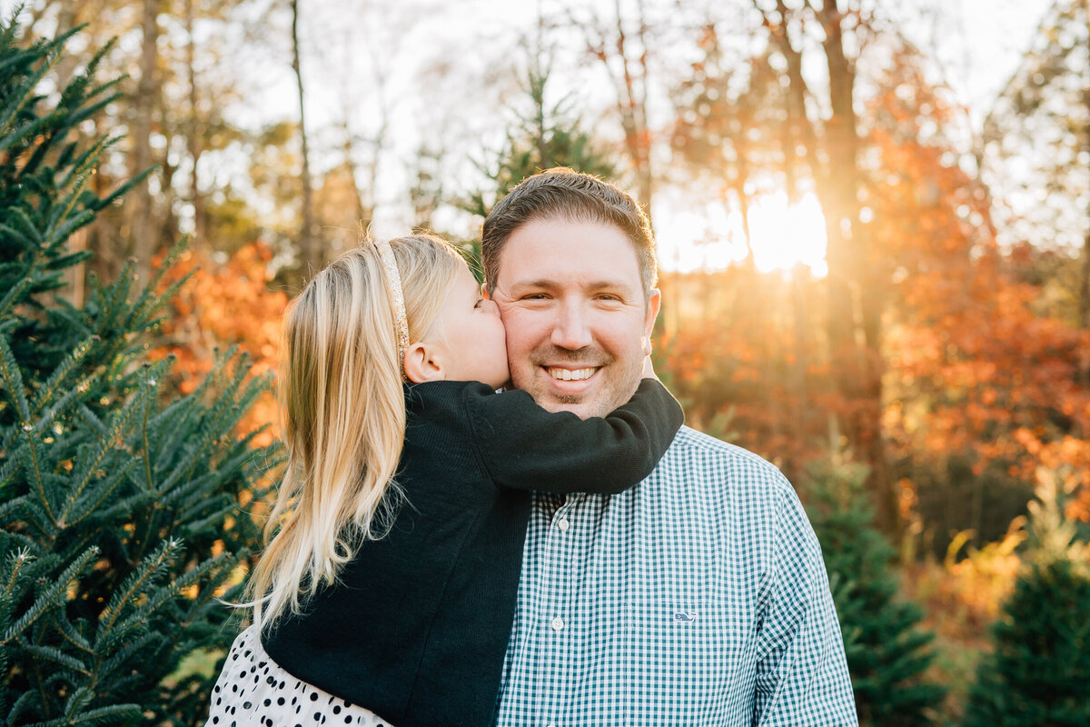 Christmas Tree Farm Mini Sessions | Connecticut Family Photographer-31