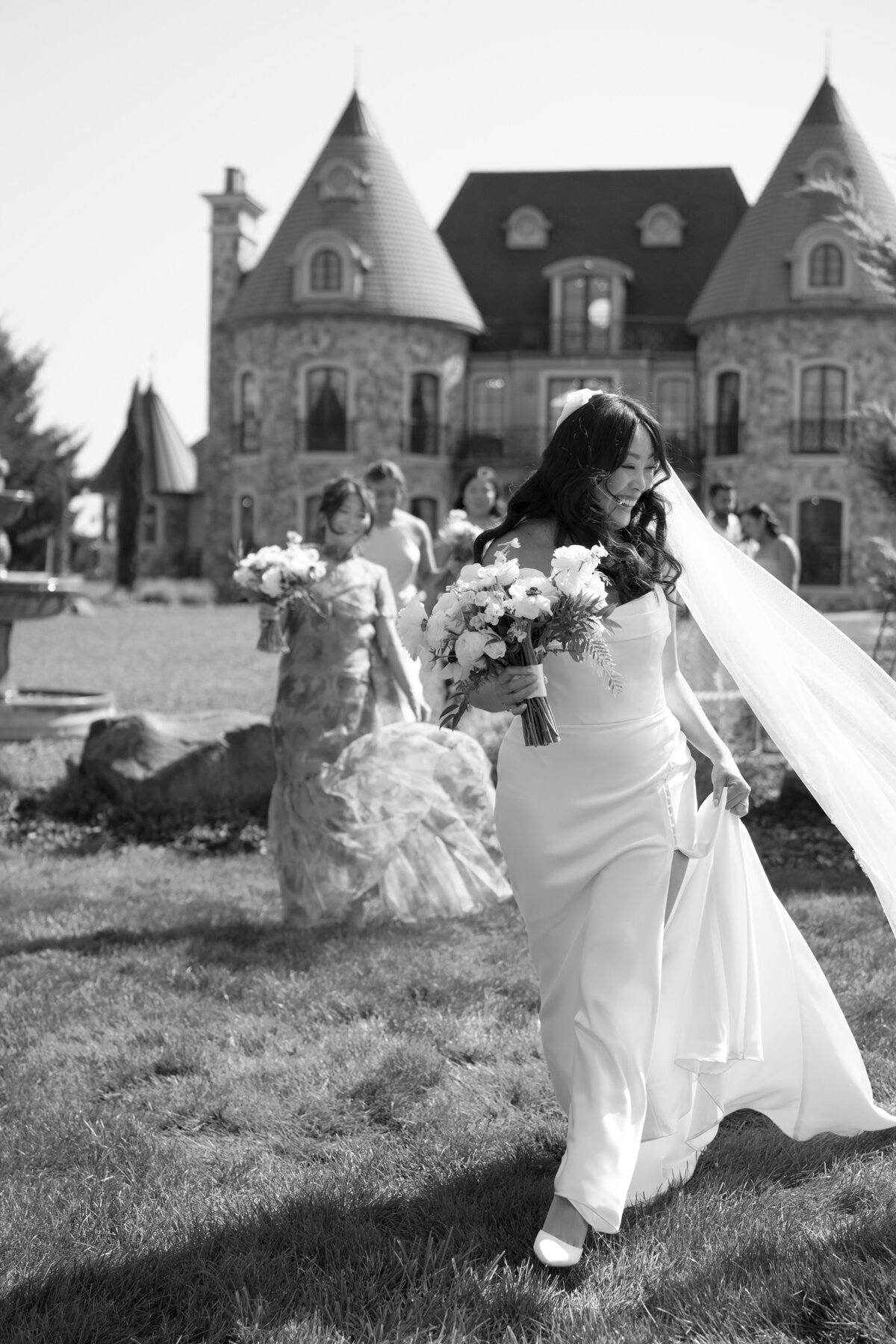 Portland-Oregon-Wedding-Couple-Candid-Laughing23