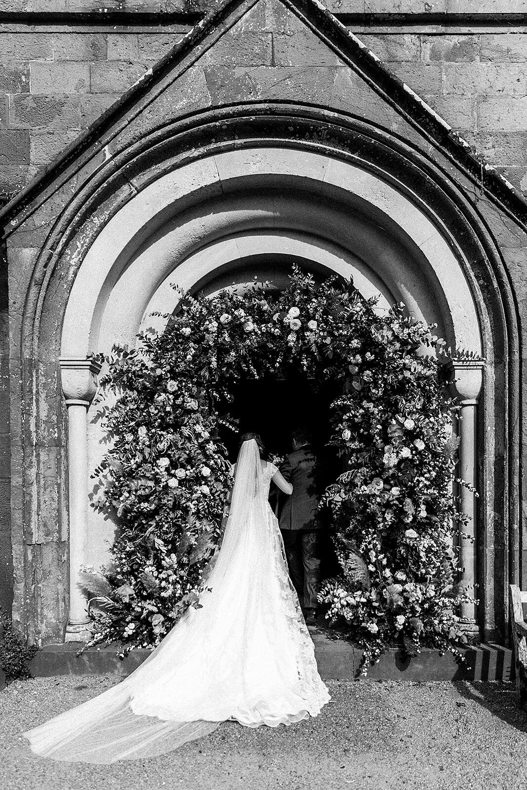 Sophie_and_Chris-Exeter_England_Wedding-Andrew_and_Ada_Photography-895_websize (1)
