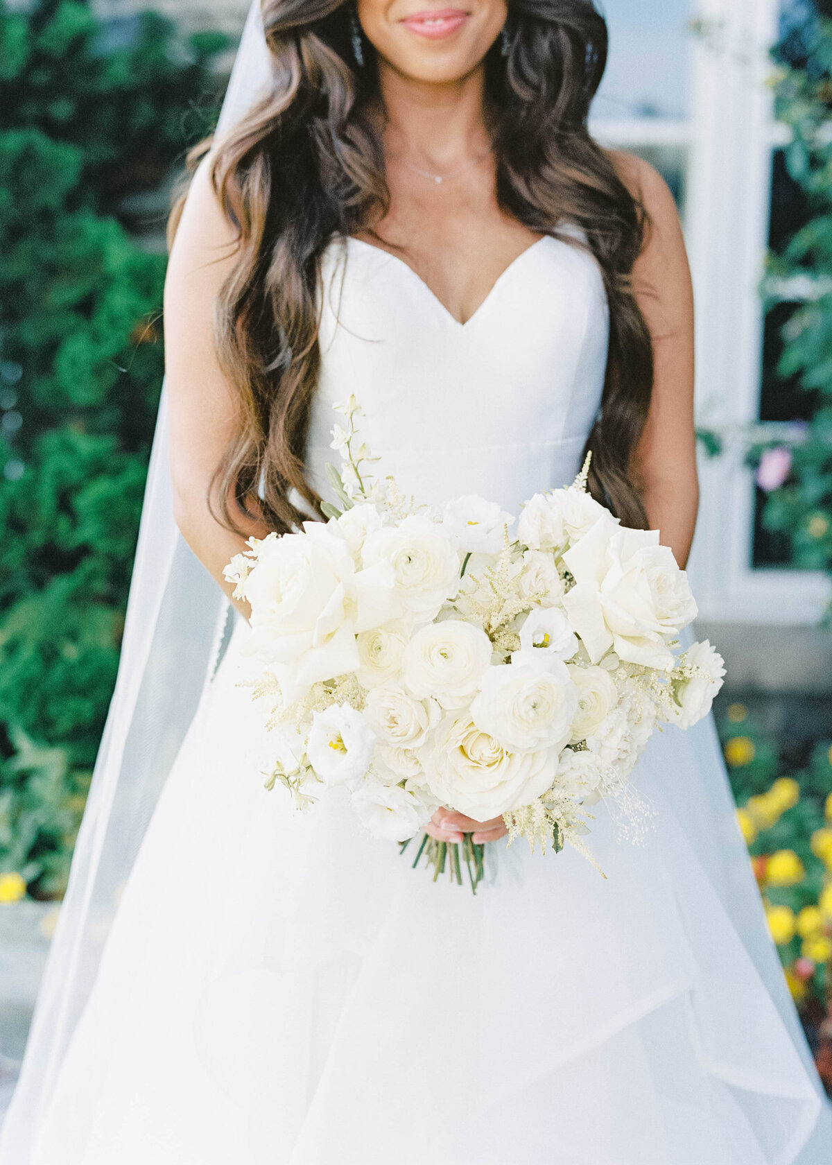 Huntingdon-Valley-Country-Club-Wedding-Bride-Groom-Photos_059