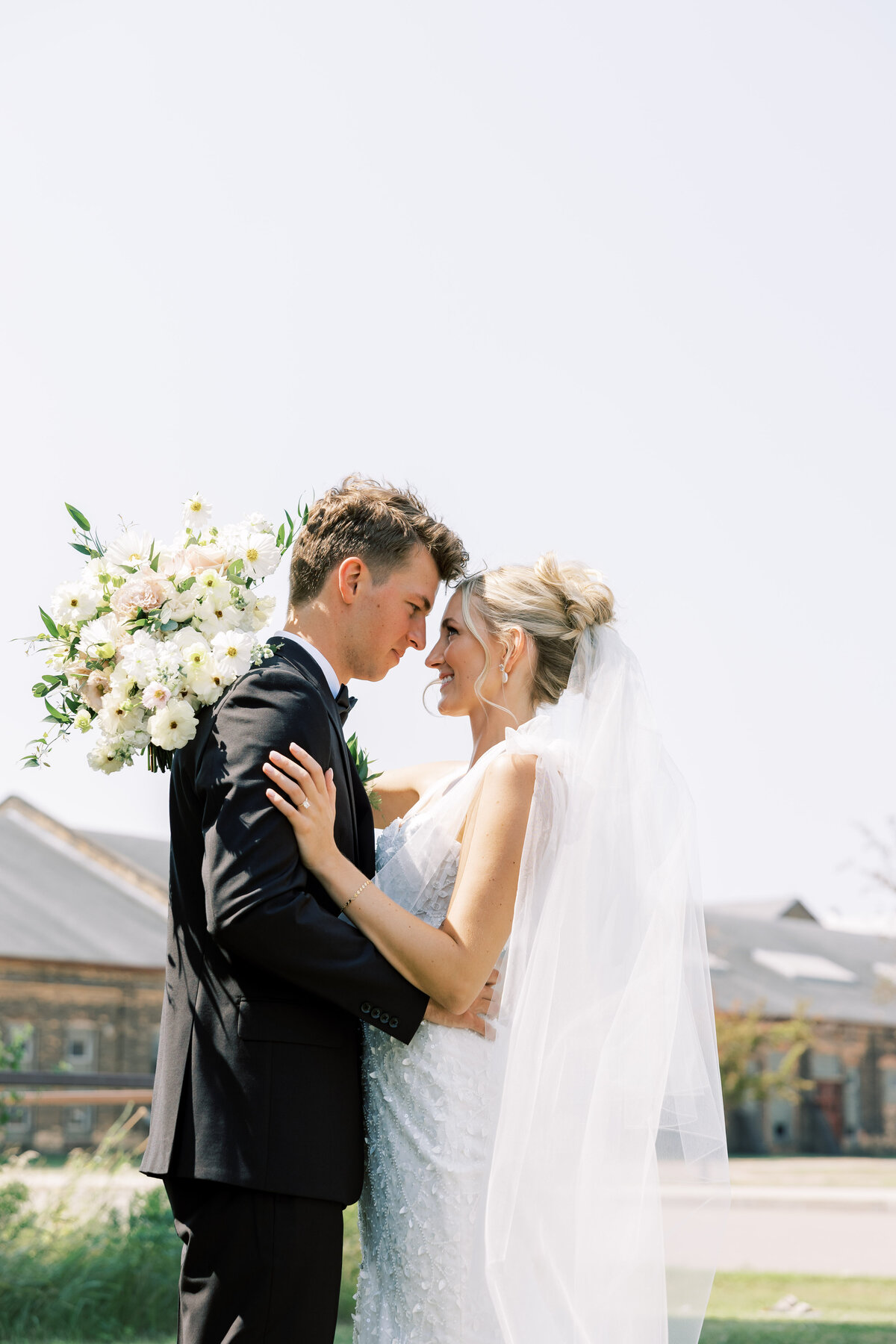 Minneapolis-wedding-photographer-11