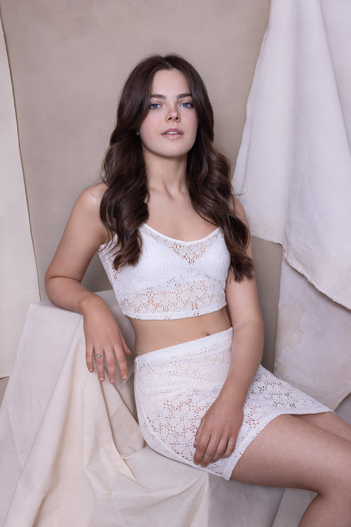 portrait-of-chloe-white-outfit