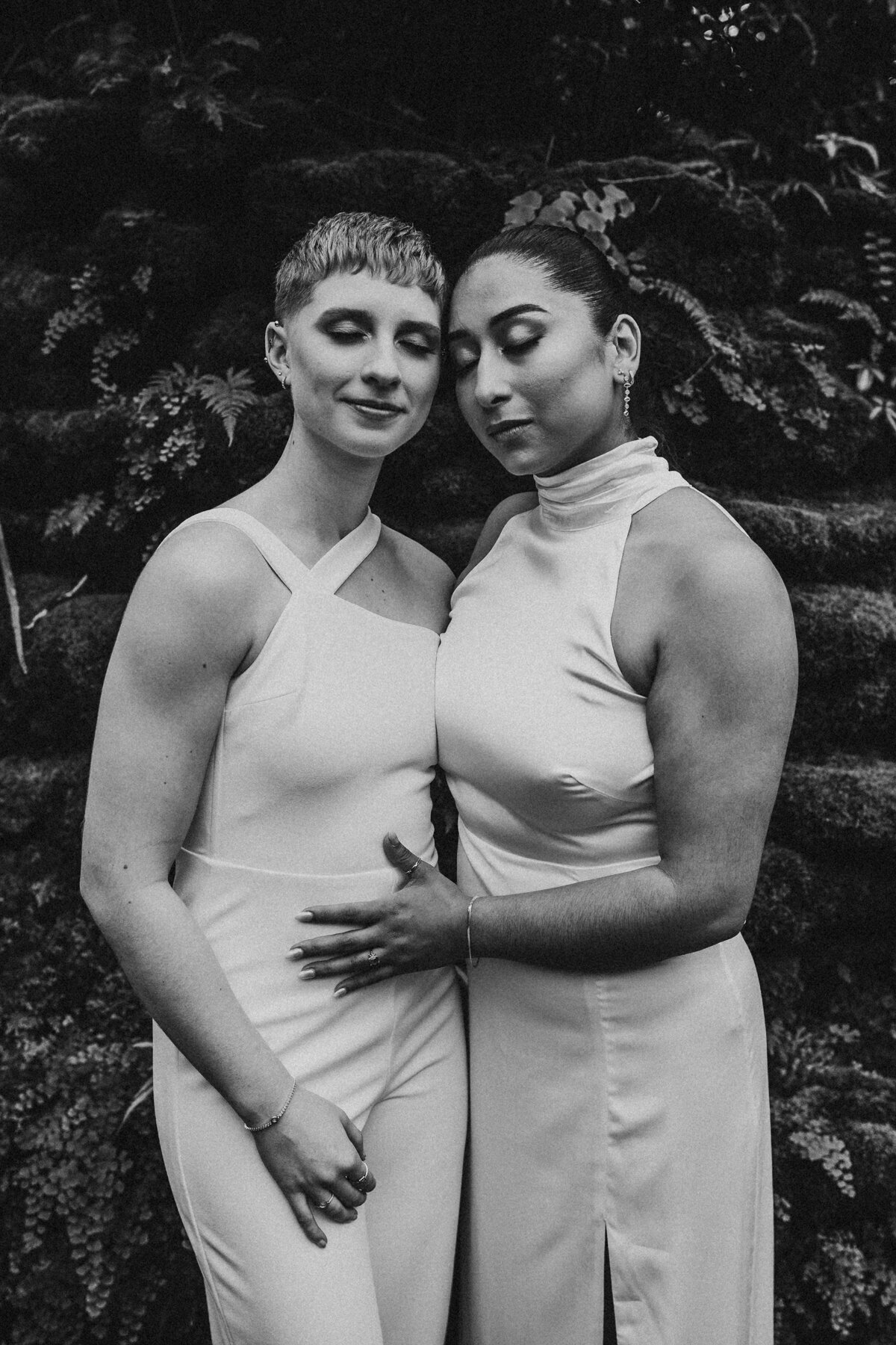 Garfield-Conservatory-Elopement-Chicago-Photographer-Queer-Affirming-70