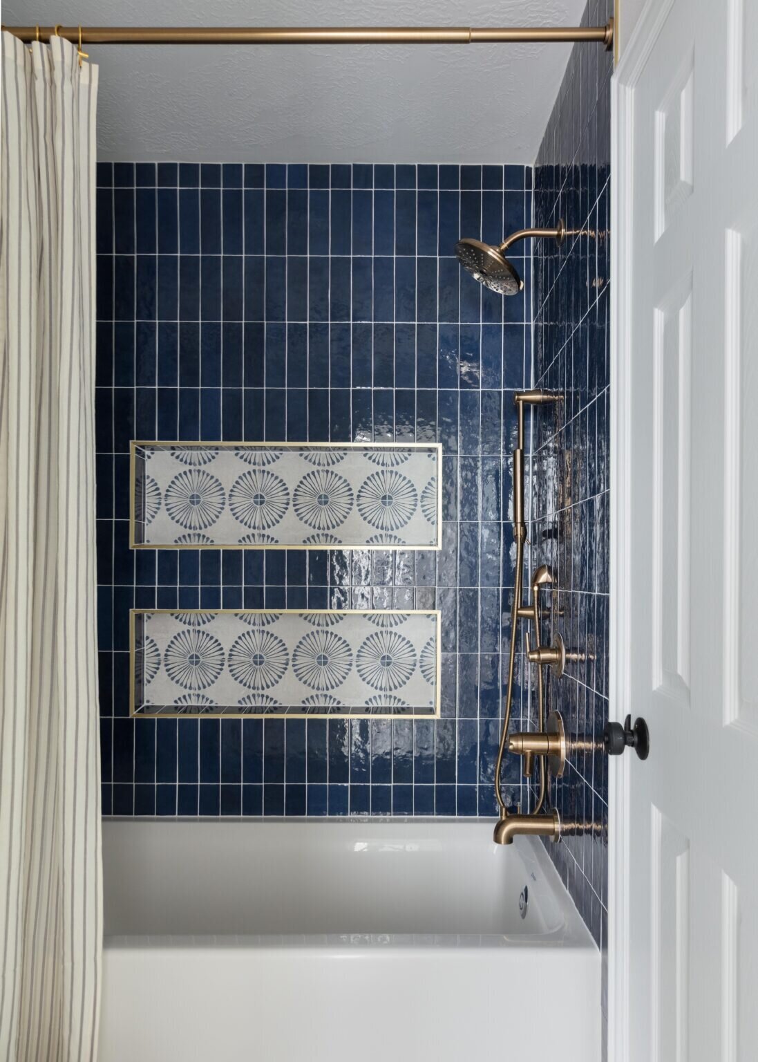 DunsmereCt_19-1097x1536