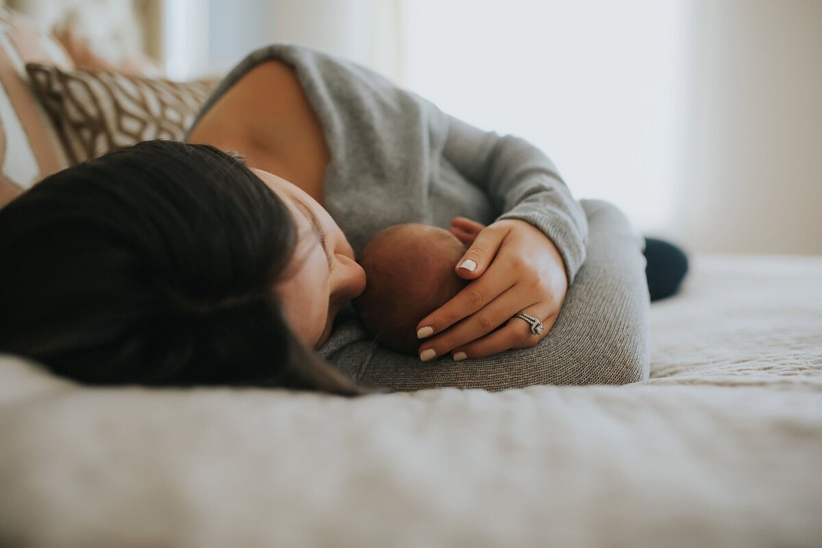 mother-and-newborn-photography-orange-county-photographer-francesca-marchese-photography-1