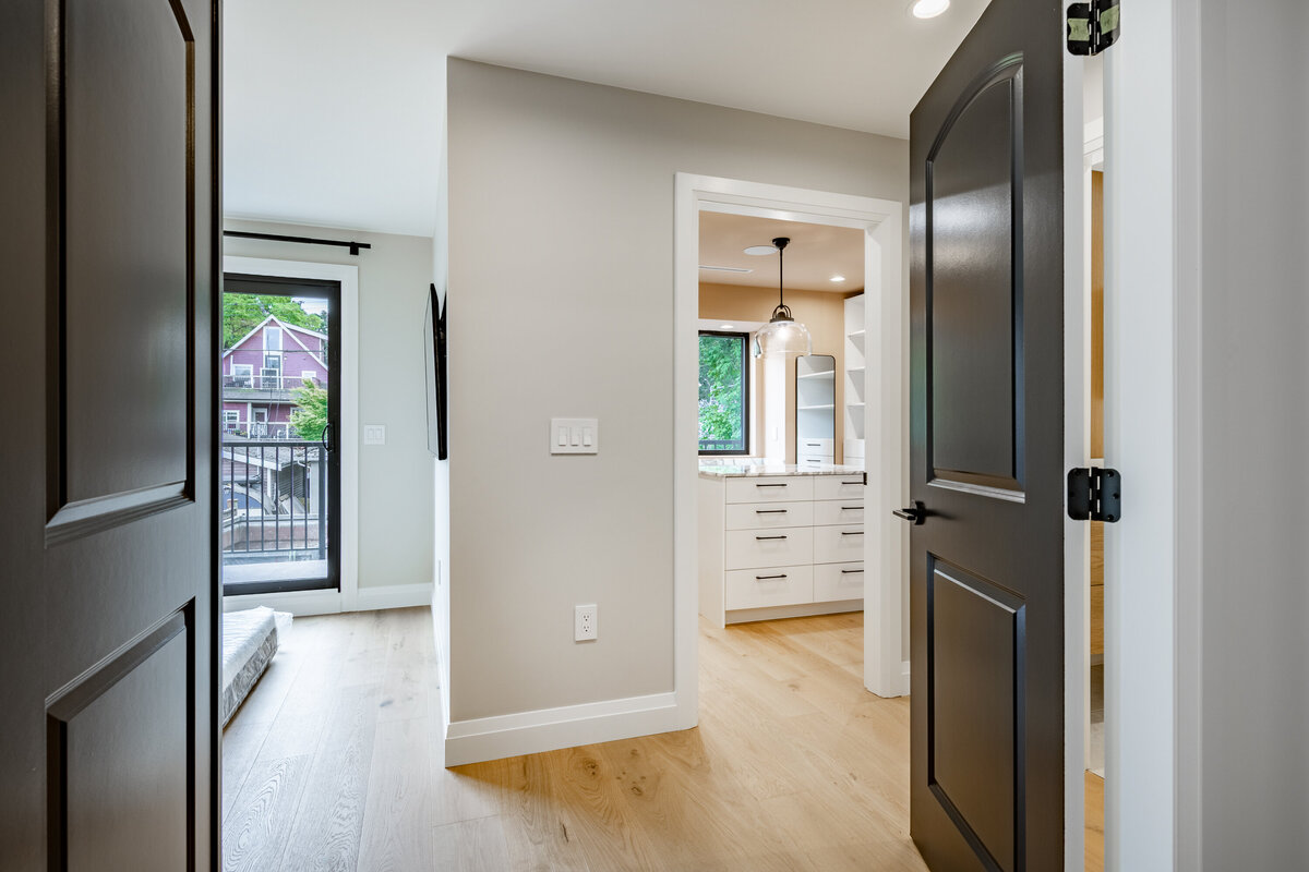 112 E 19th Ave-46
