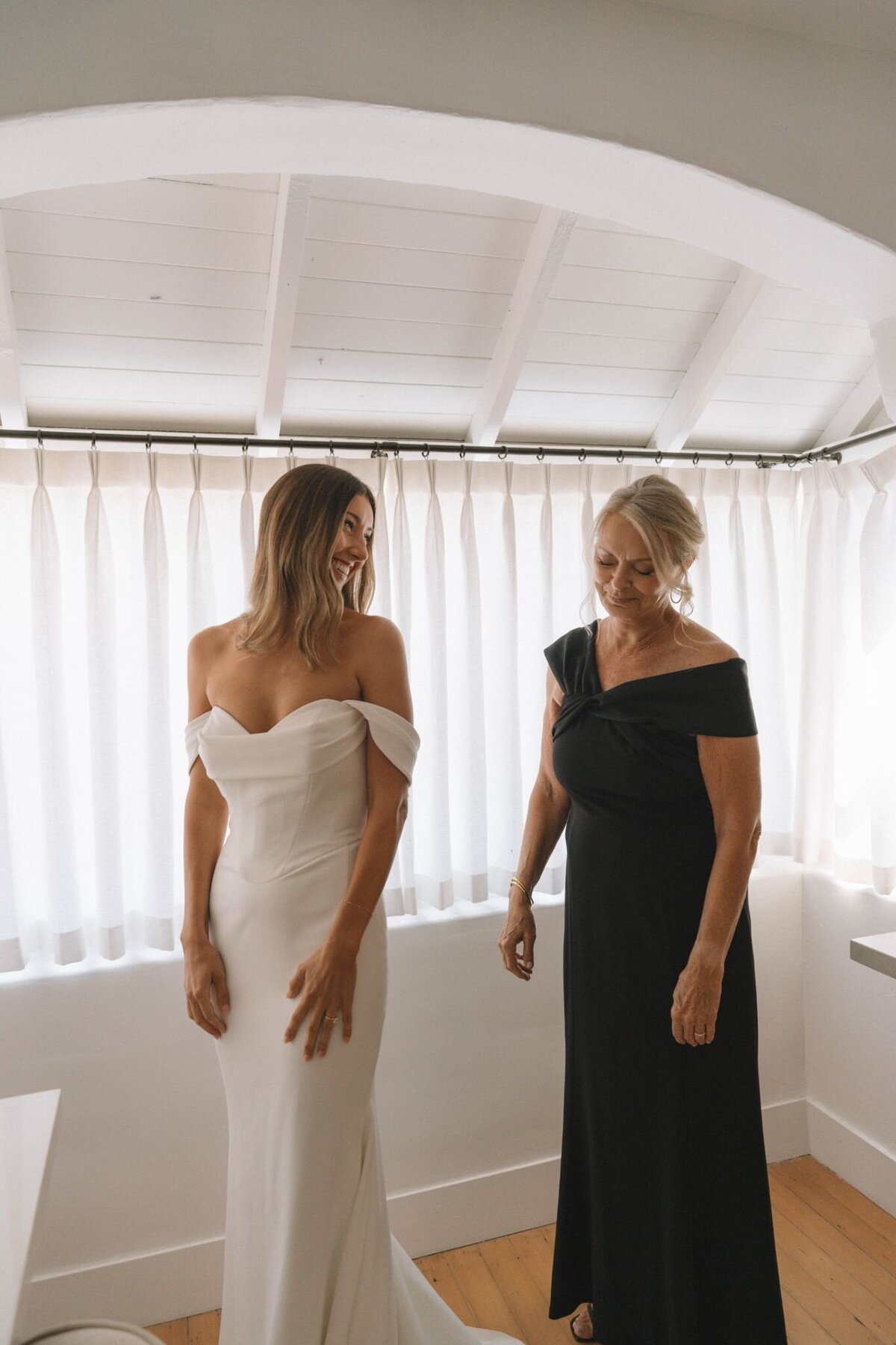 pretty-palm-leaf-event-co-caroline-and-phillippe-wedding-09