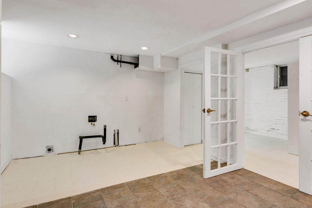 61-web-or-mls-60_008_Lower Level