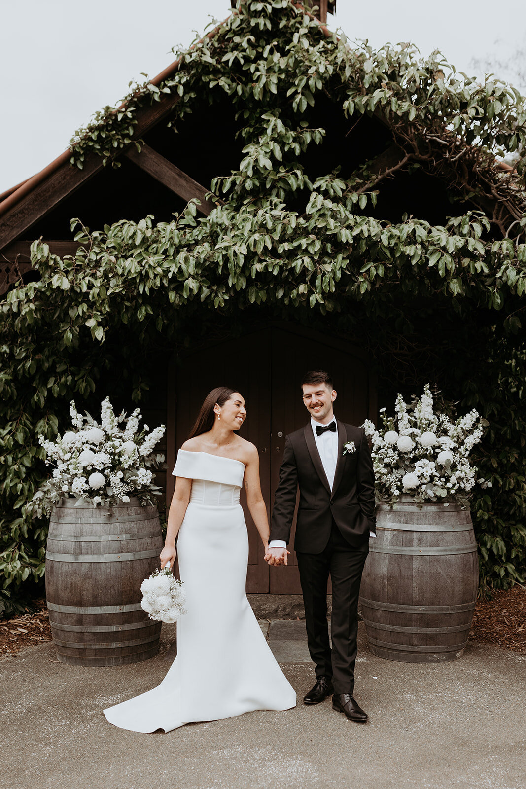 Sneak peeks (38 of 108)
