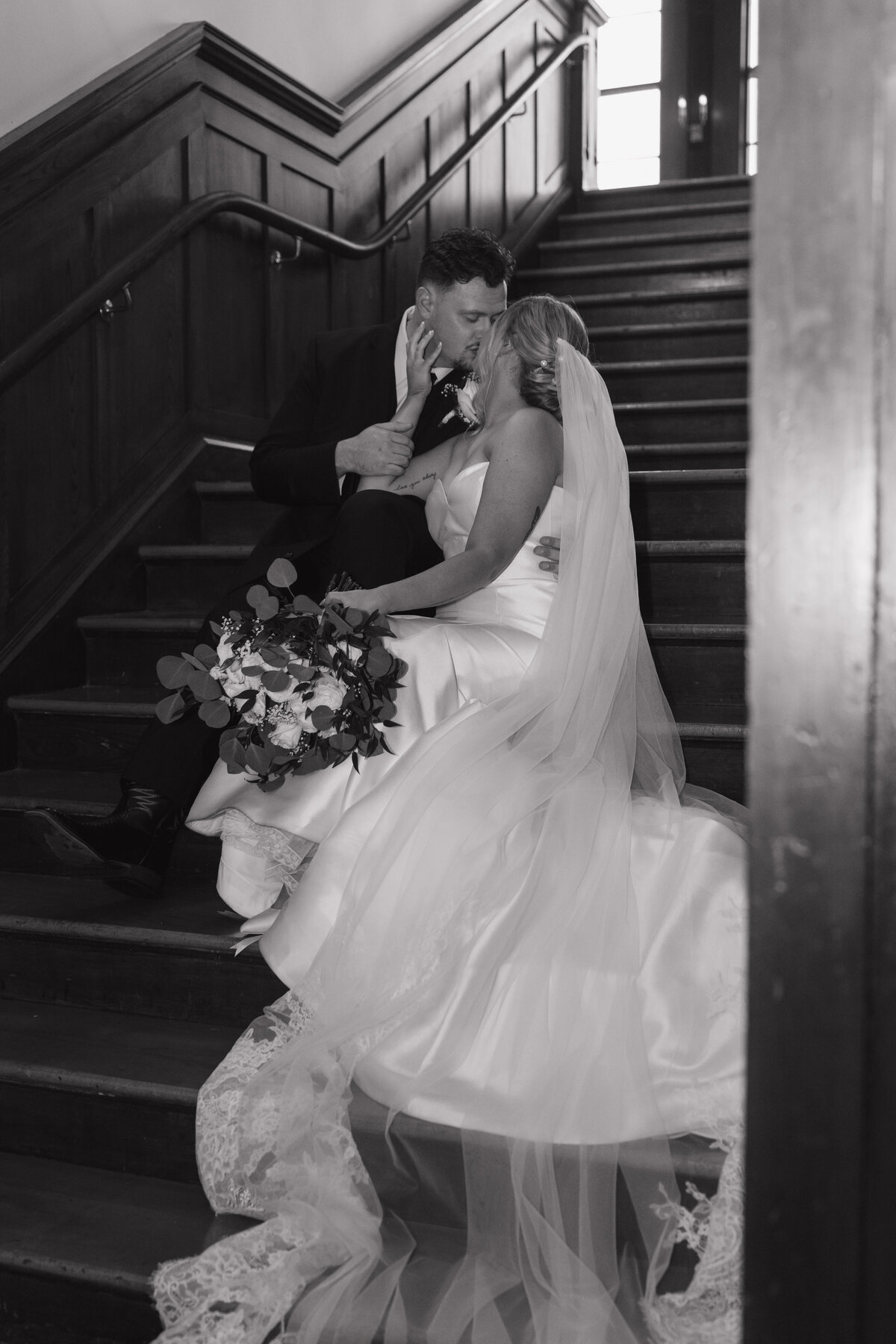K. Lauren Photography - Rachel & Colby Wedding Sneak Peeks-54