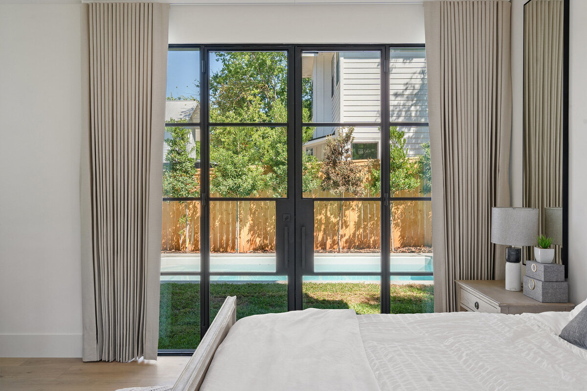 5505-woodrow-ave-bedroom-5