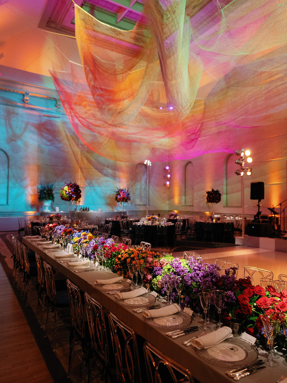035-elegant-and-colorful-renewick-gallery-wedding-washington-dc-001