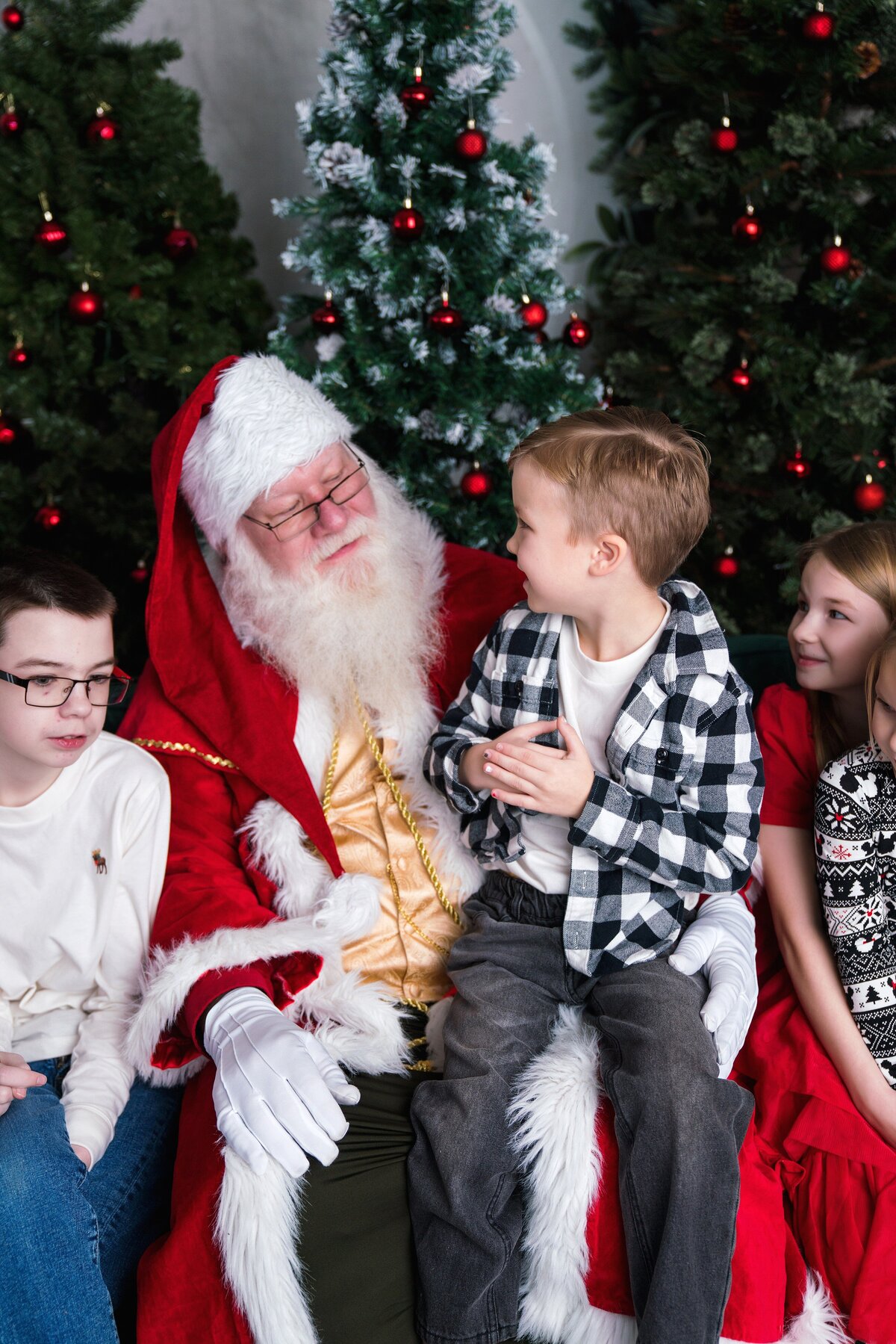 Snoqualmie_WA_Santa_Portraits_2119