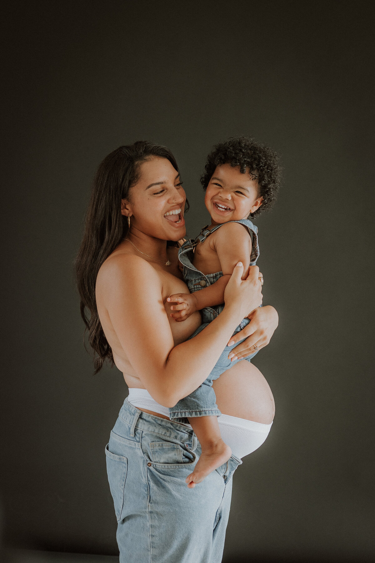 claire loughrey photography maternity 4