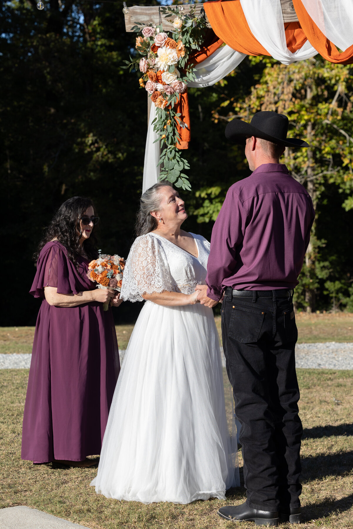 bride-and-groom-the-hidden-cabin-seale