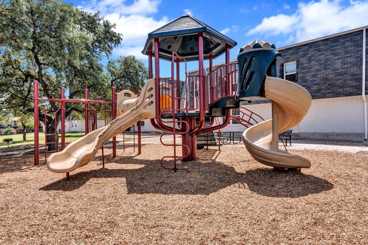 10 Playground 4