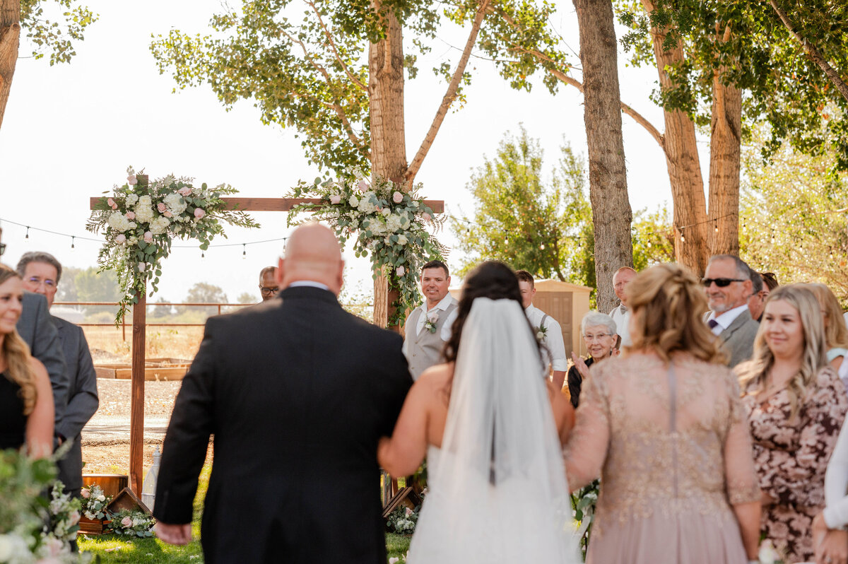 Twisting-T-Bar-Ranch-Ceremonies