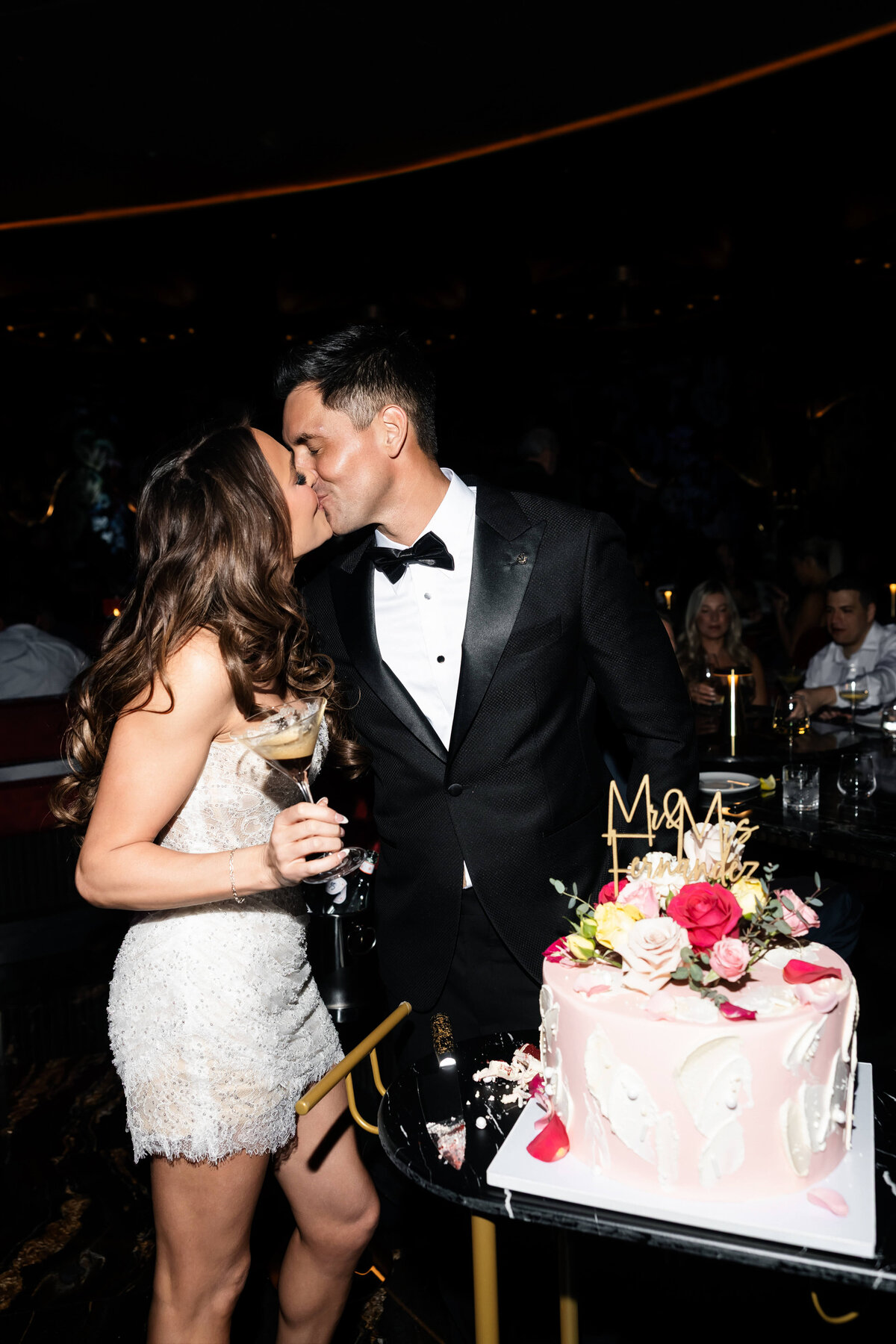 111riskyexposure_alexis-tyler_las-vegas-elopement-photography