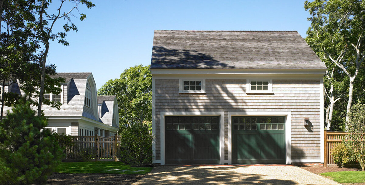 Colonial-Reproductions-West-Chop-Cottage (1)
