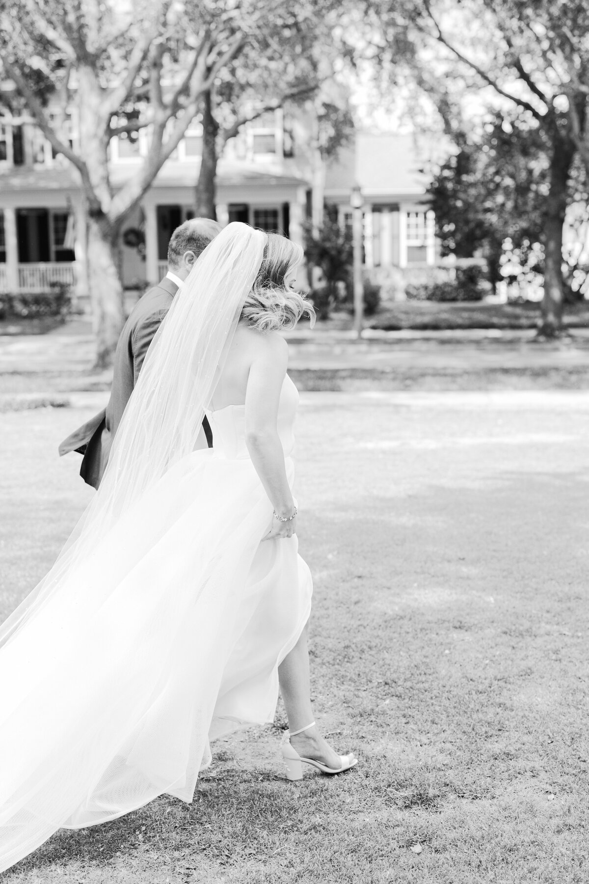 Kristen Weaver Photography Orlando Florida Destination Photographer Worldwide Wedding Editorial Fashion Inspired Clean Film KWP -1048