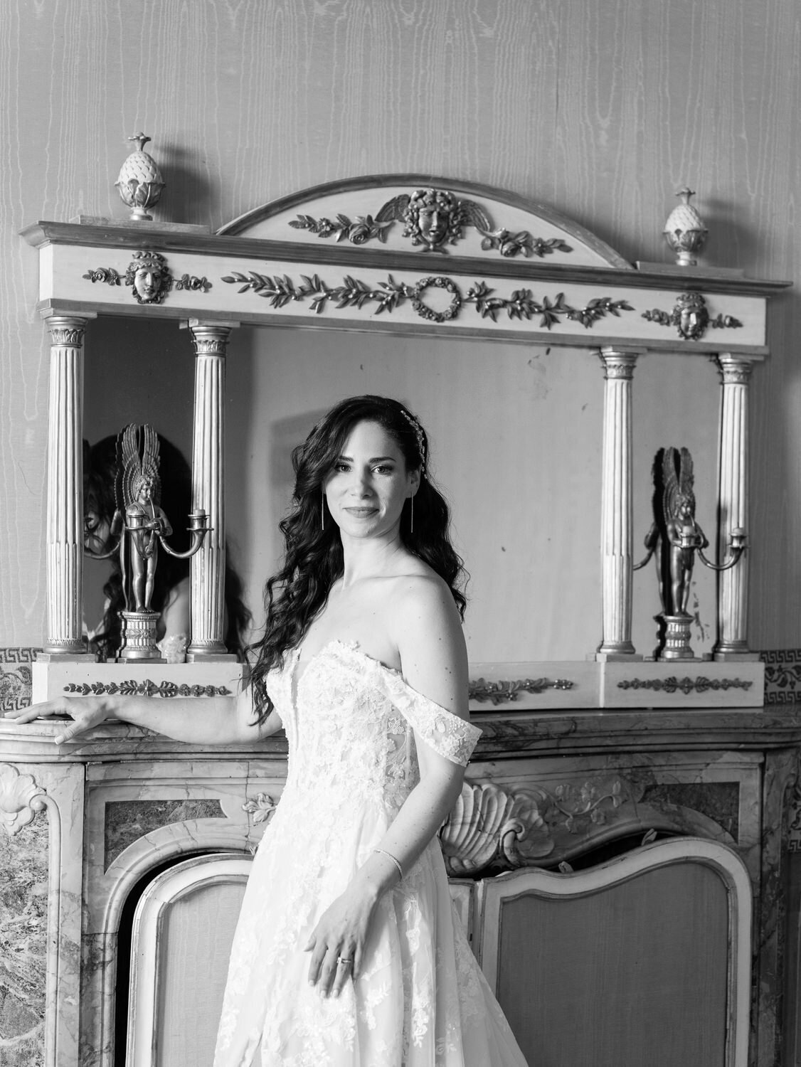 017-Bridal-Portraits-Villa-Corsini