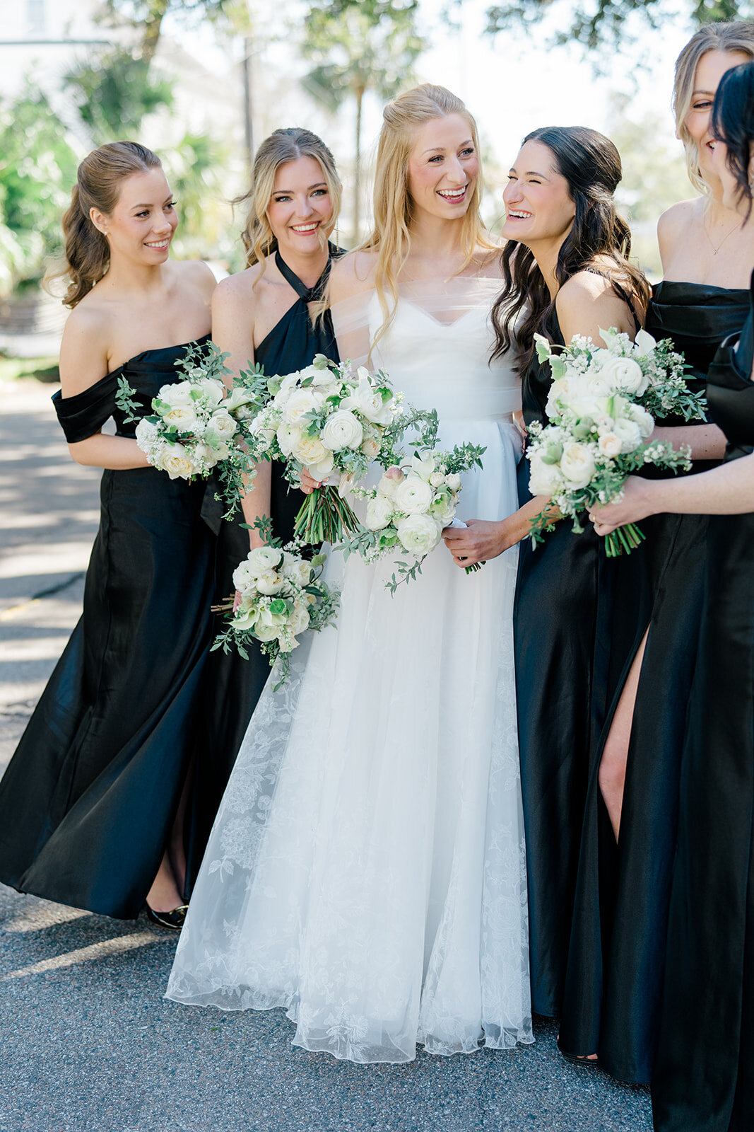 elevated_neutral_tones_governor_thomas_bennett_house_charleston_destination_wedding_photographer_wedding_Kailee_DiMeglio_Photography-342