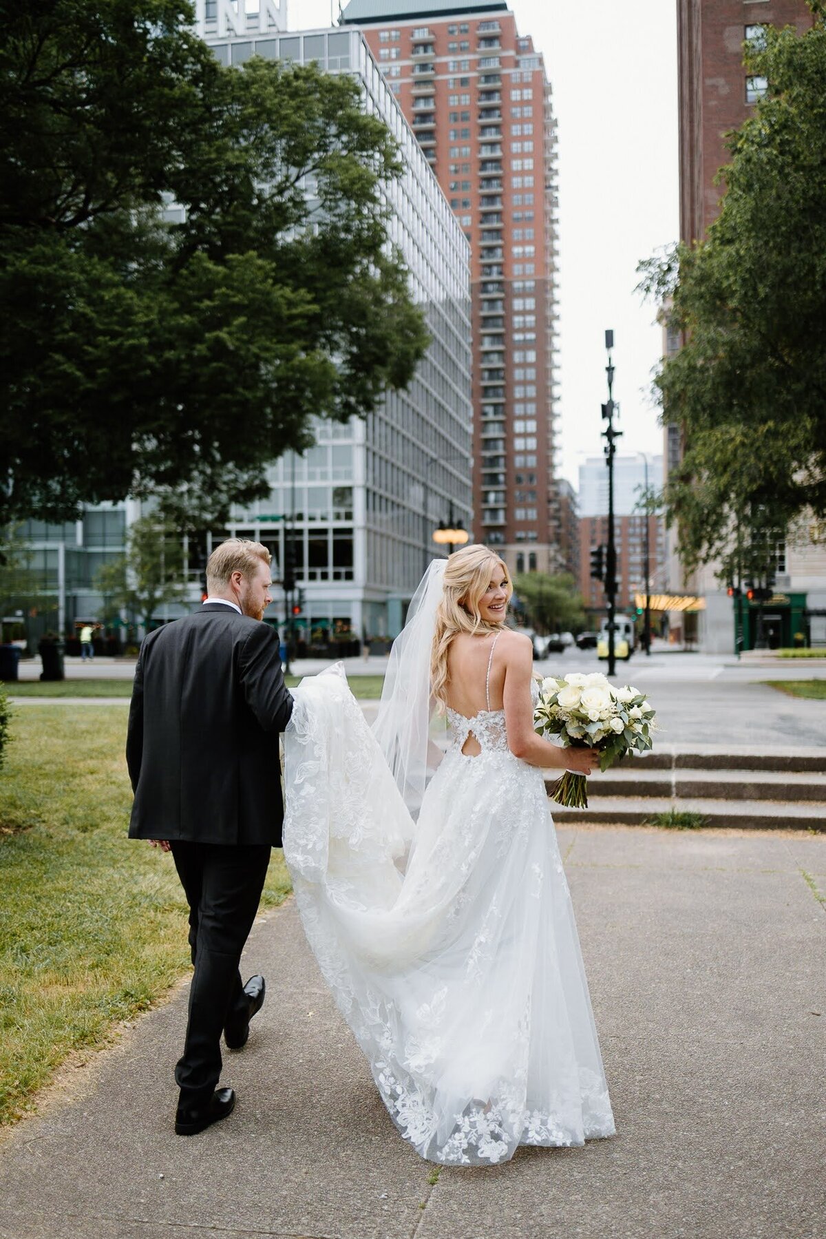 Jack-and-Julia-6.16.2023-Nichole-Babiez-Photography-Chicago-Illinois-wedding-photographer-bridgeport-art-center-downtown-wrigley-building-union-station-couples-wedding-party-portraits-reception-candid-luxury-downtown--34