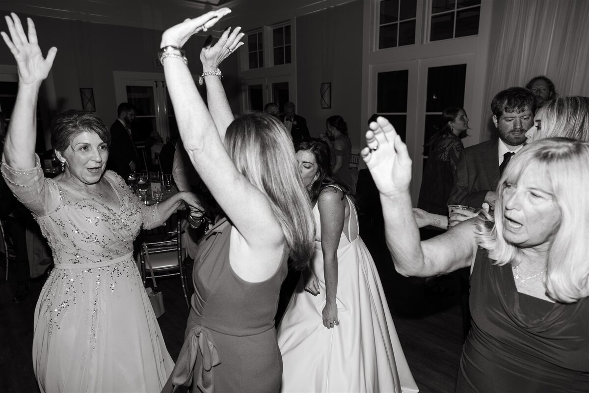 waverly-oaks-golf-club-wedding-1014