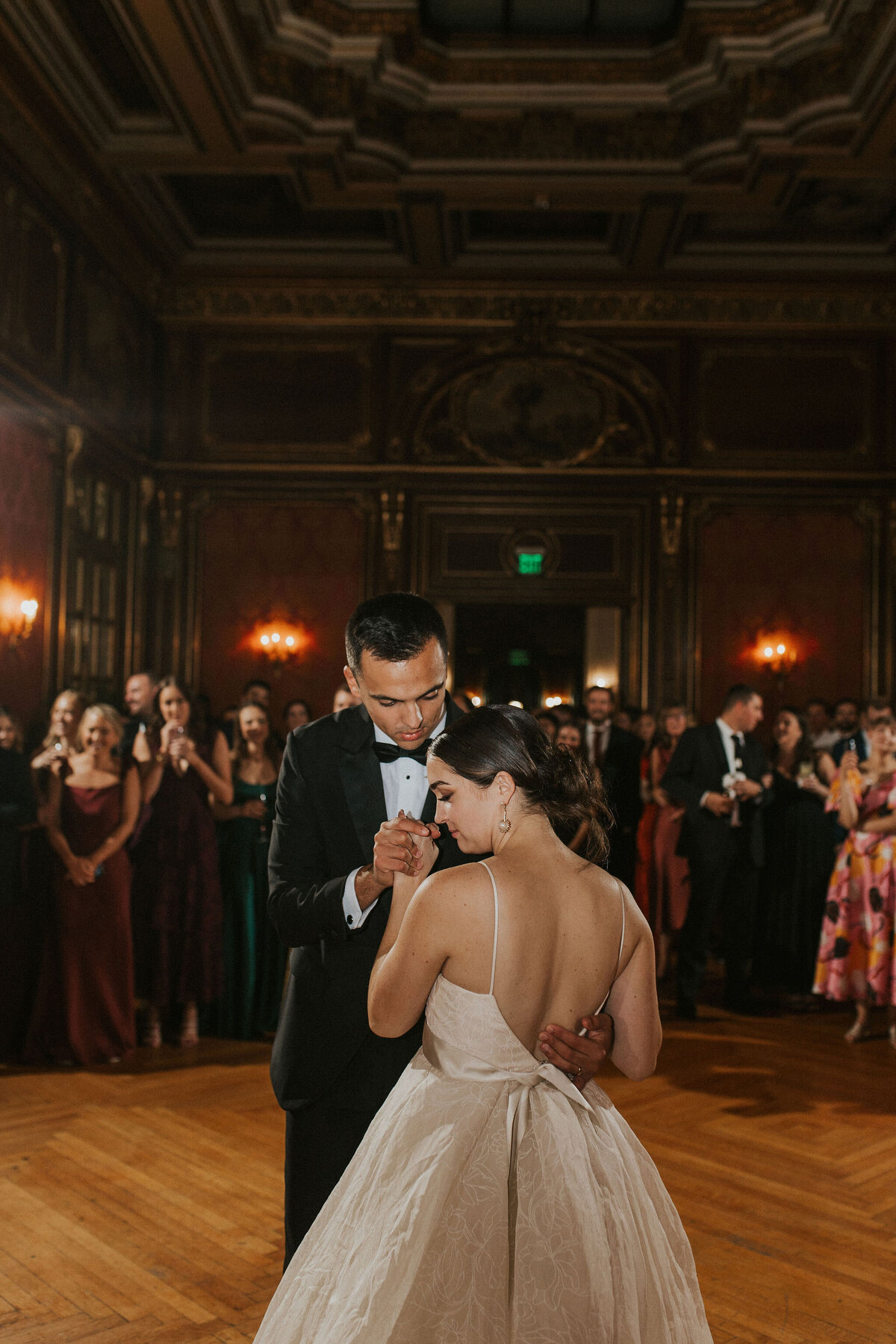 WELLING-FLORES.Wedding.EngineersClub-rcptn-196