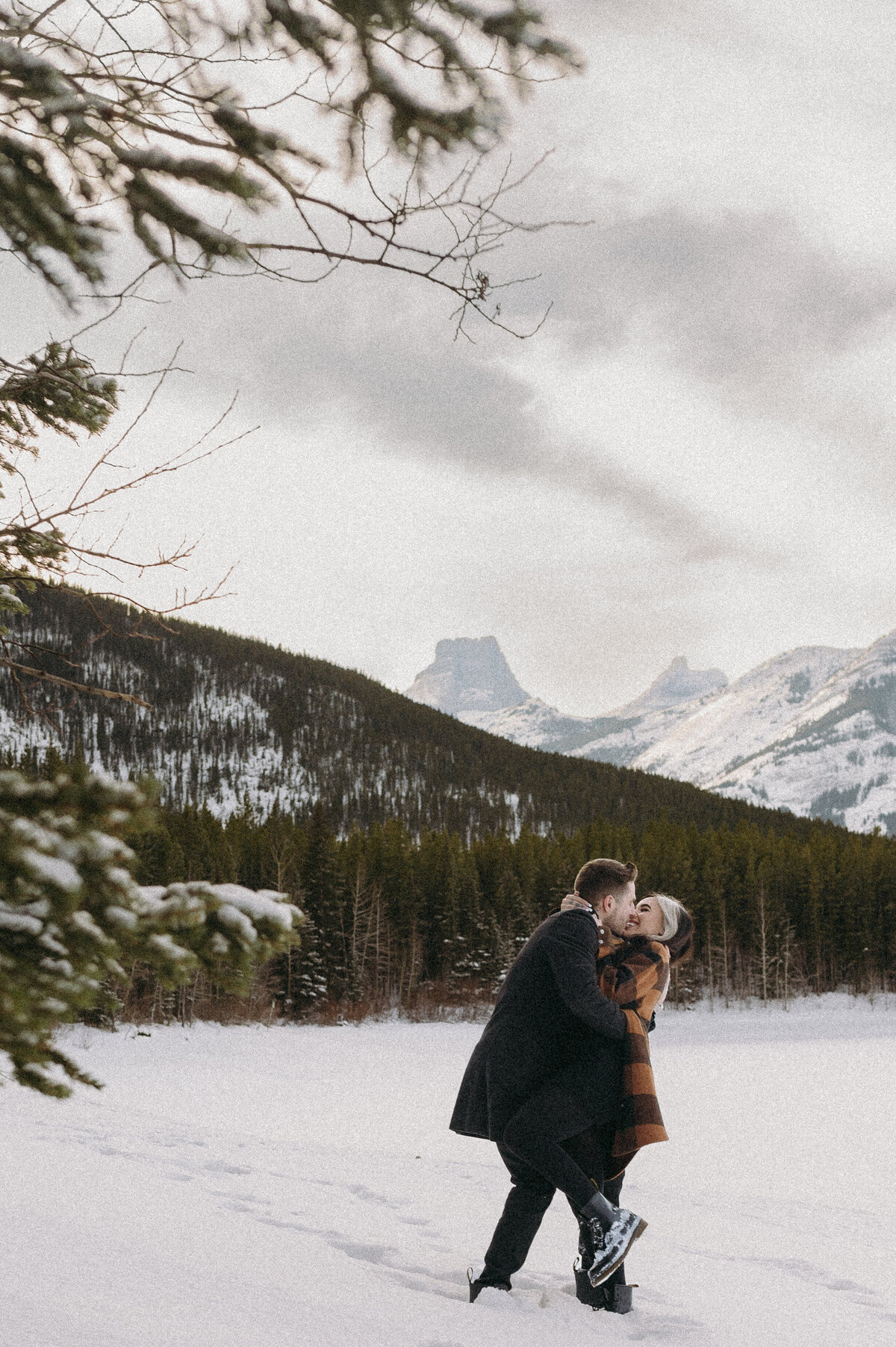 Calgary Couple Photography (2)