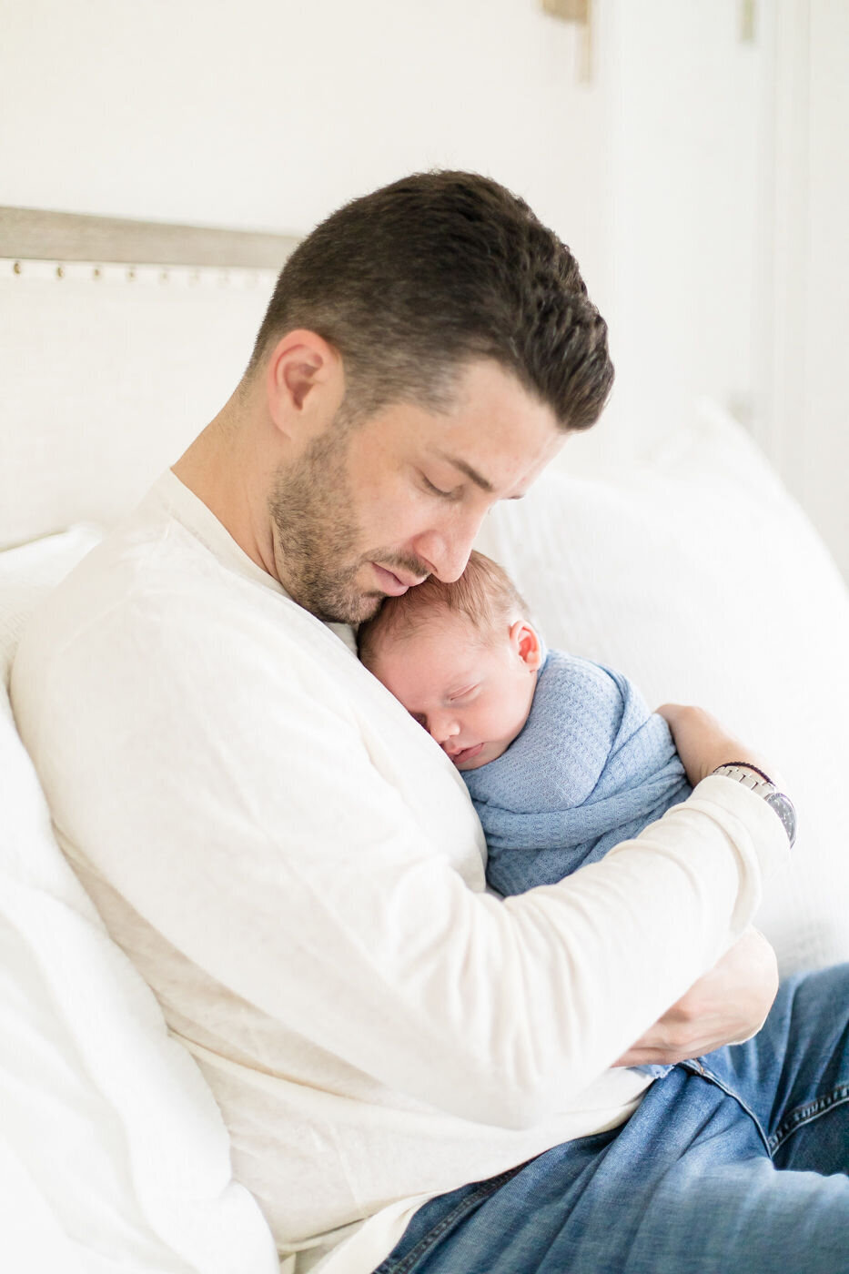 Long island lifestyle newborn photographer