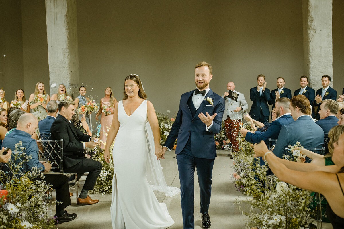 c-toronto-wedding-getting-ready-lovt-studio-the-symes-2027