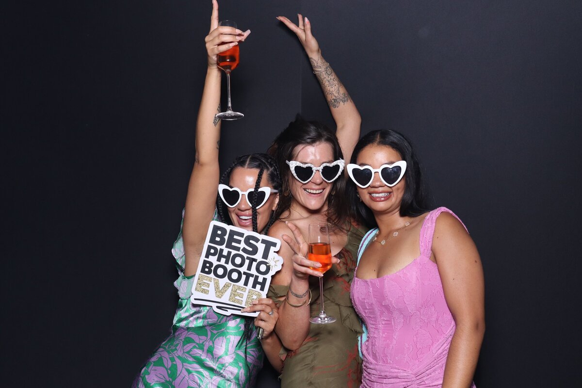 photobooth_london_essex_weddings_3