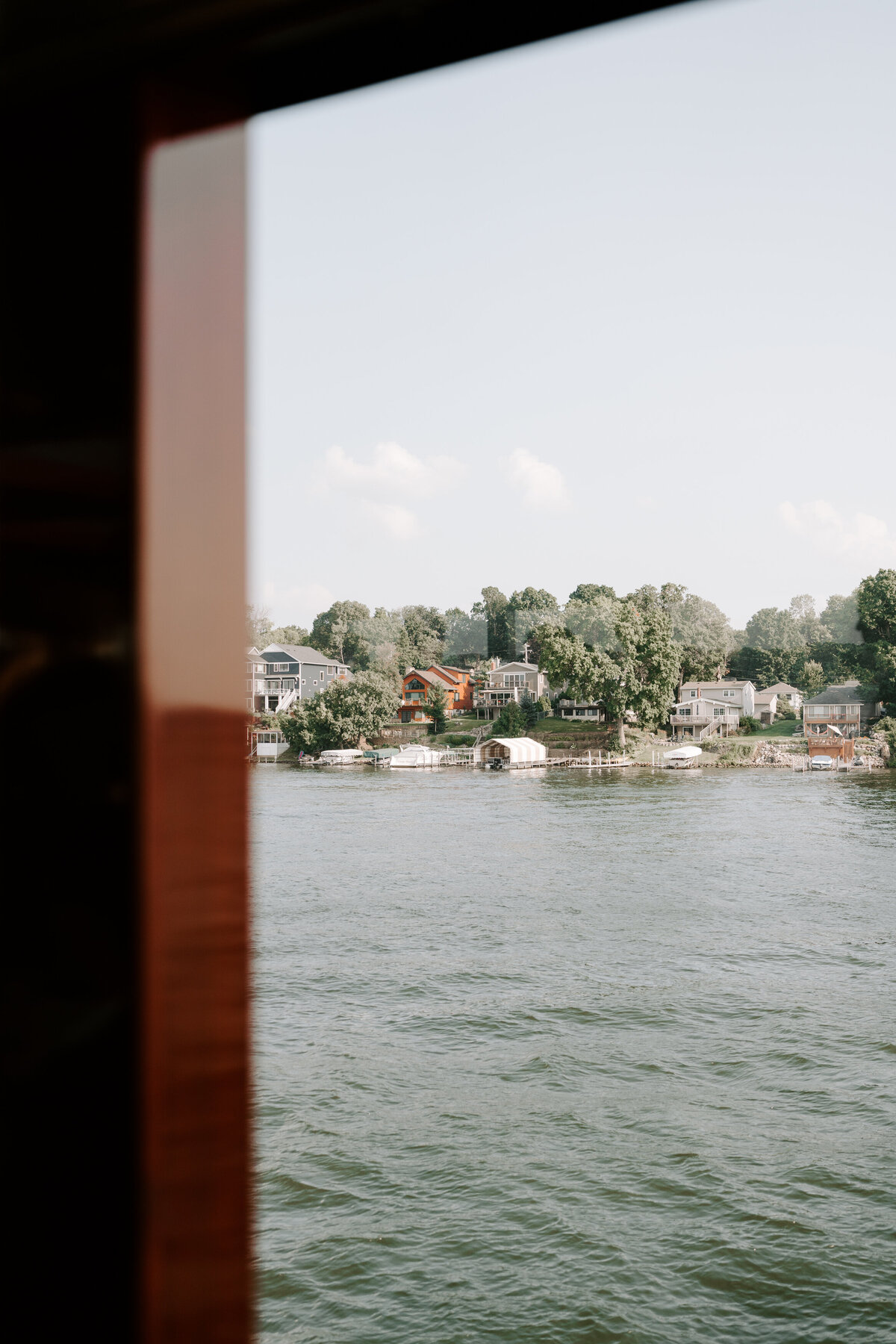 abby-parker-lake-minnetonka-wedding-59