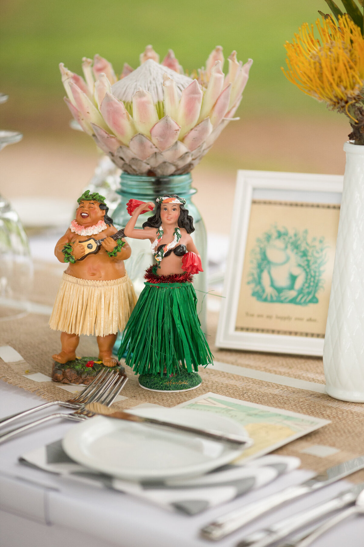 Olowalu-Plantation-House-classic-hawaii-aesthetic-wedding-photographer-maui-2