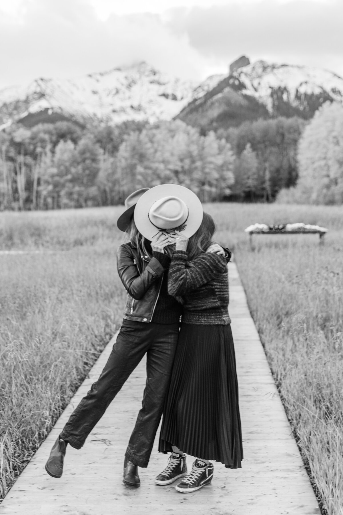 TellurideWeddingPhotographer-AbieLivesayPhotography-SoireeTellurideWeddingPlanner-LaurieJon-872